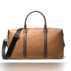 NWT  Michael Kors Hudson Logo Weekender Bag